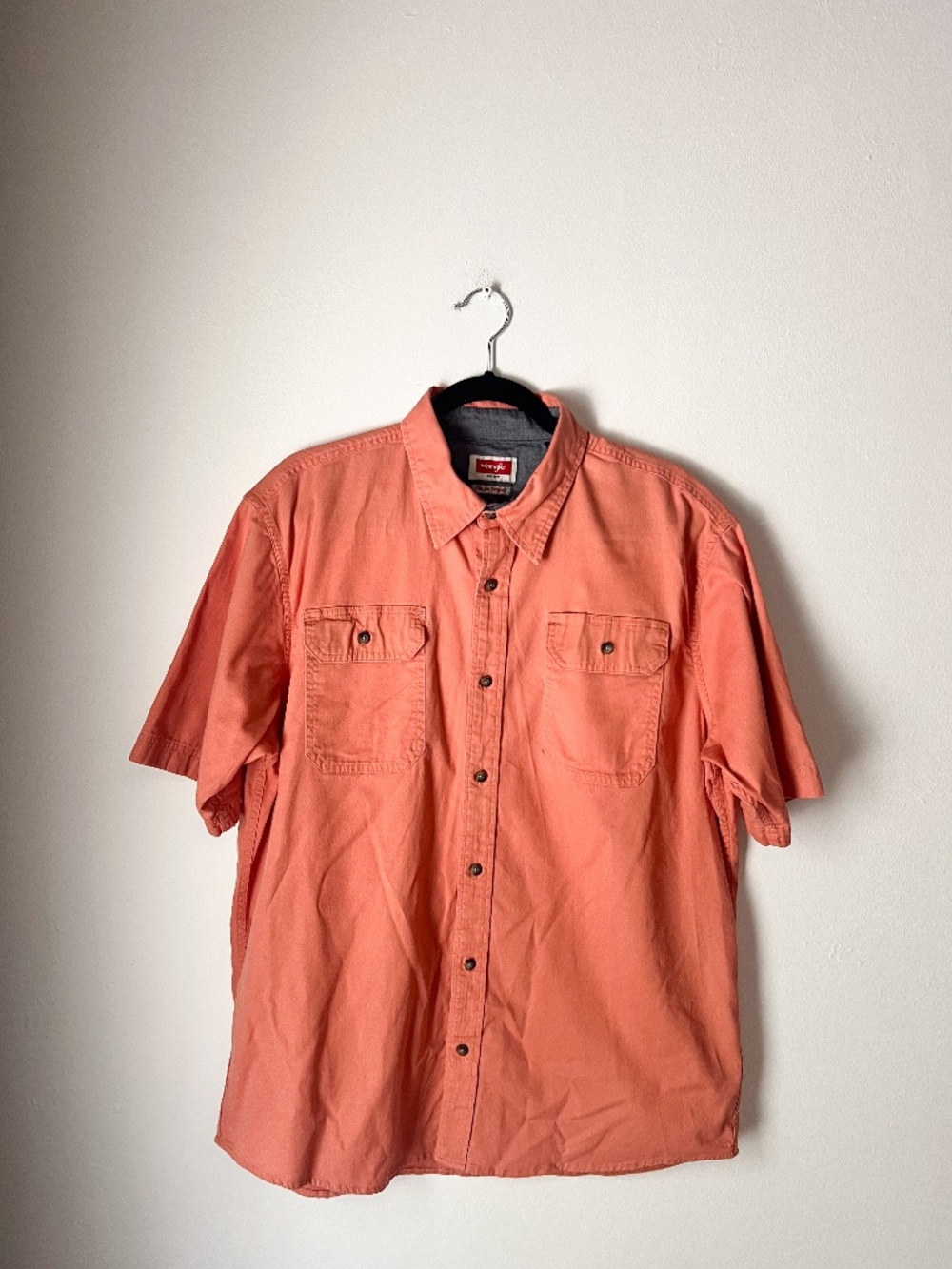 Wrangler Flex for Comfort Salmon/Peach Short Sleeve Utility Button Up Shirt L